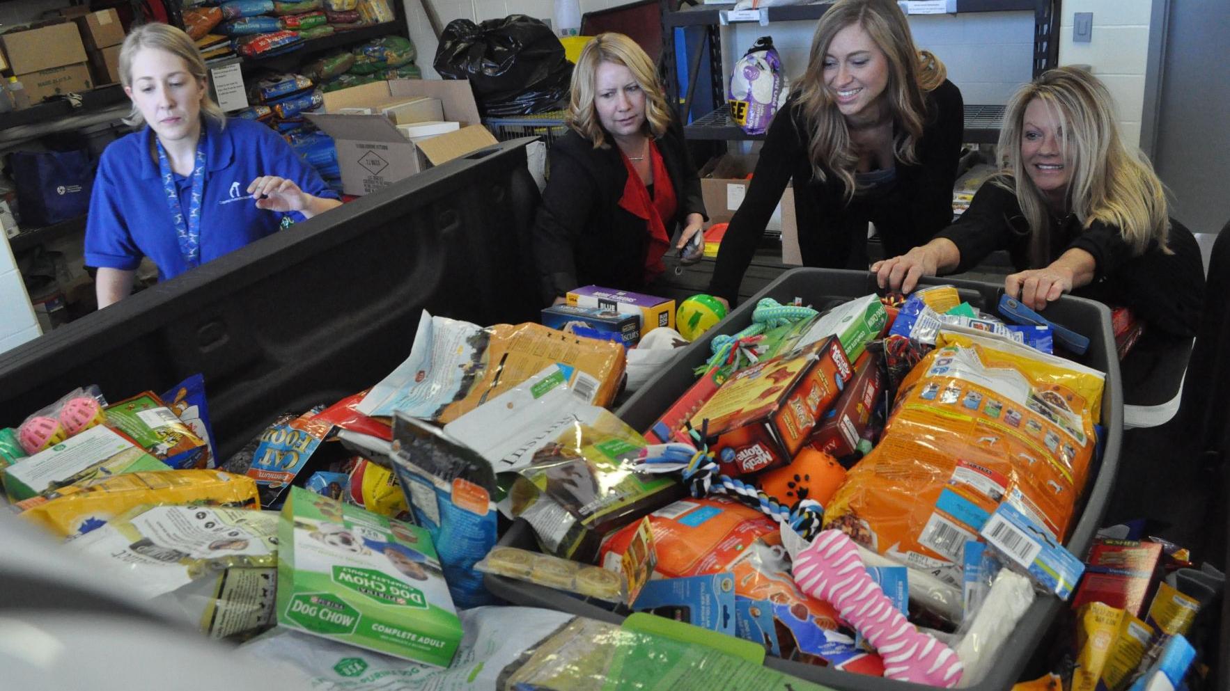 Tanners warm up to Humane Society donation drive